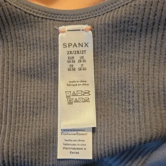 SPANX® Breast of Both Worlds Non Wired Reversible Bralette 2X *Flaw - Picture 5 of 5